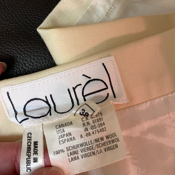 LAUREL by ESCADA Suit Blazer and Skirt 100% Wool - Picture 14 of 14